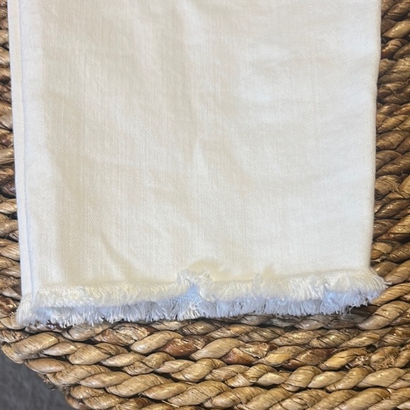 Judy Blue Skinny Fit Frayed Bottom Jeans - Picture 6 of 9